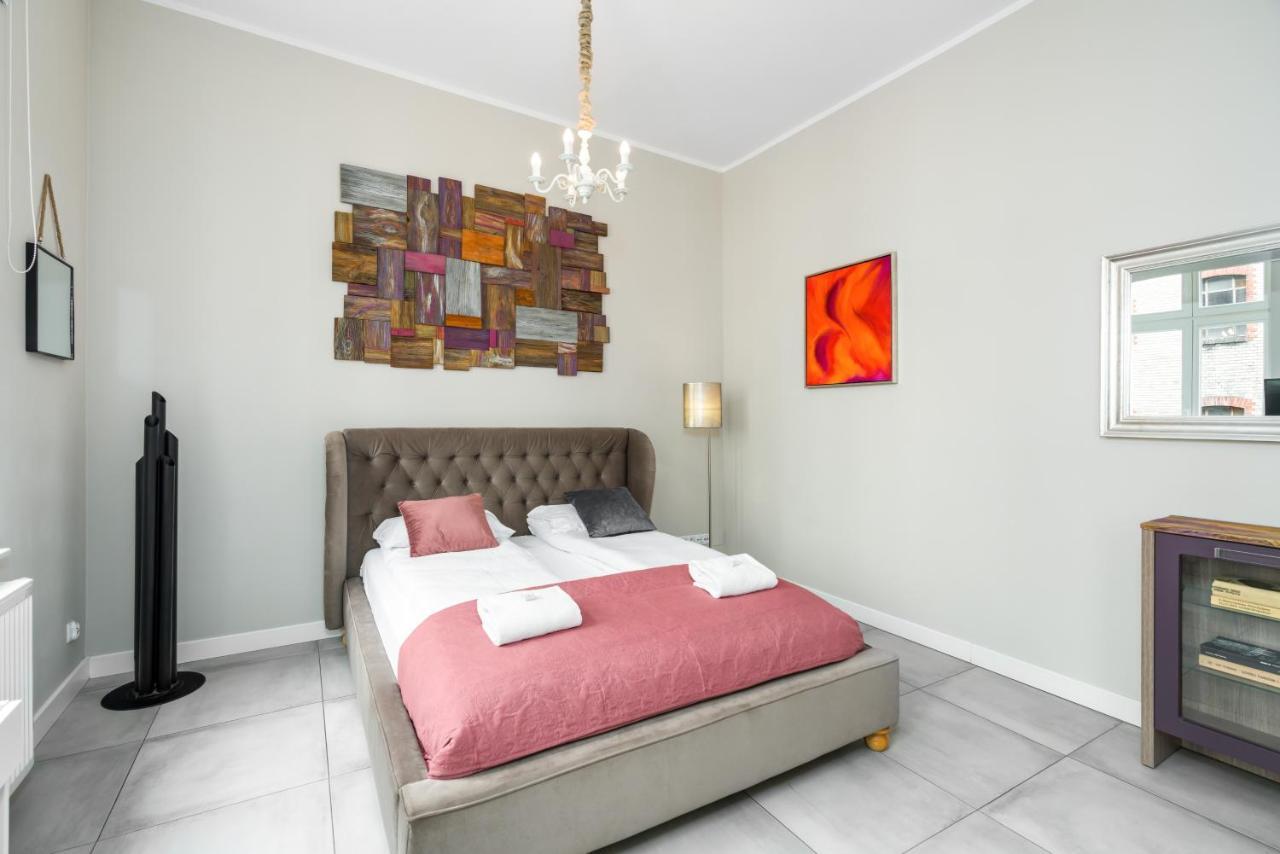 Modish Studio Poznan Old Town By Noclegi Renters Екстер'єр фото