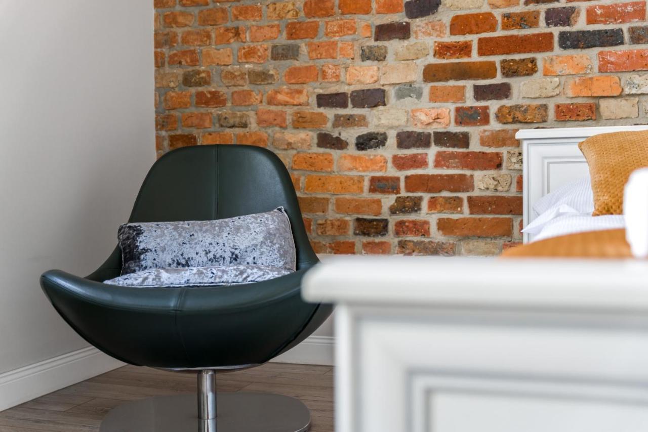 Modish Studio Poznan Old Town By Noclegi Renters Екстер'єр фото