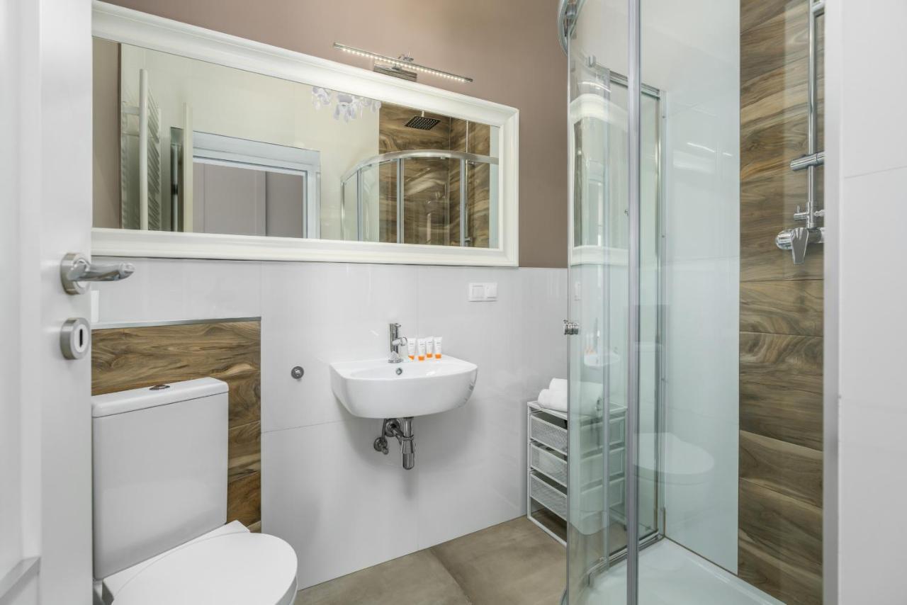 Modish Studio Poznan Old Town By Noclegi Renters Екстер'єр фото