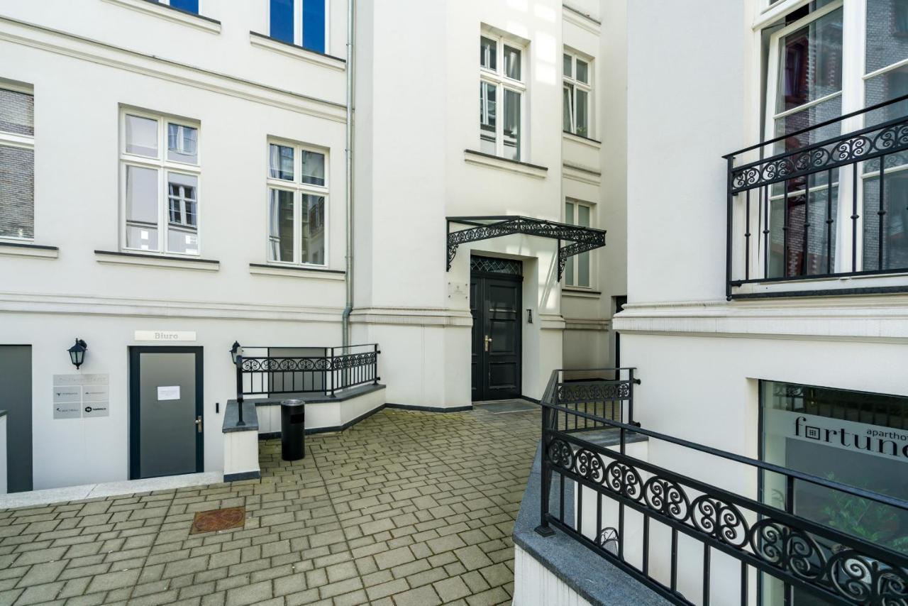 Modish Studio Poznan Old Town By Noclegi Renters Екстер'єр фото